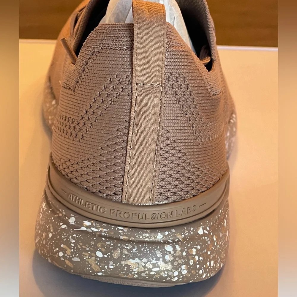 NIB APL TECHLOOM BREEZE MENS RUNNING SHOES CLAY/ALMOND/SPECKLE SIZE 9 - Picture 7 of 16